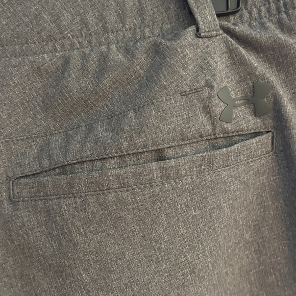 Men’s Under Armour Performance Pants - 34/30 - Picture 4 of 5
